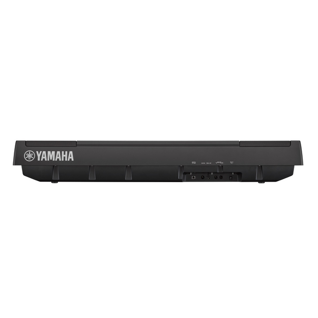 Yamaha P-121
