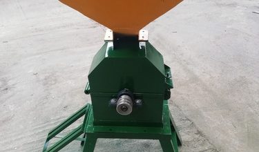 MOLINO PEQUEÑO DE GRANOS Y CEREALES  1