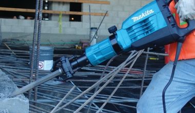 MAKITA HM1307CB