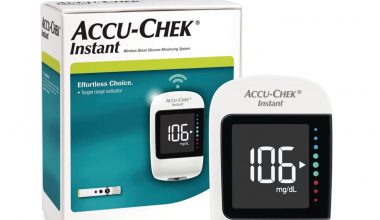 ACCU-CHEK INSTANT