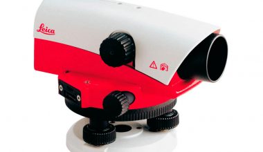 LEICA NA728 1