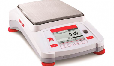 OHAUS  AX5202 1