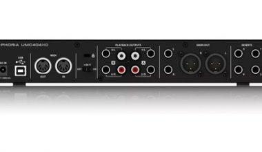 BEHRINGER UMC404HD