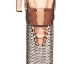 BaByliss cortes mas precisos 8 peinetas, cepillo para limpieza de la cuchilla, aceite para lubricar las cuchillas y cargador.