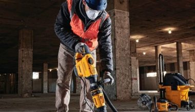 DEWALT D25832K-B2