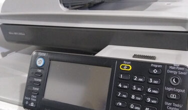 RICOH Fotocopiadora E Impresora A Láser Marca Ricoh Mpc 305